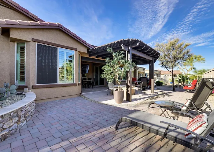 Luxe 55-plus Retreat 4 Mi To Golf Club Of Estrella Holiday home Goodyear